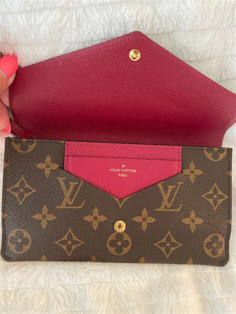 LOUIS VUITTON LOUIS VUITTON Monogram Jeanne Wallet.